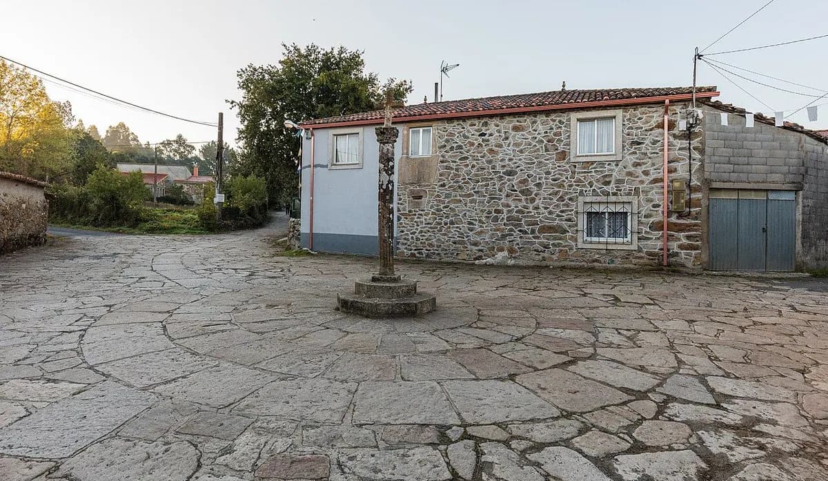 Aldea de piedra de O Leboreiro, en el Camino de Santiago